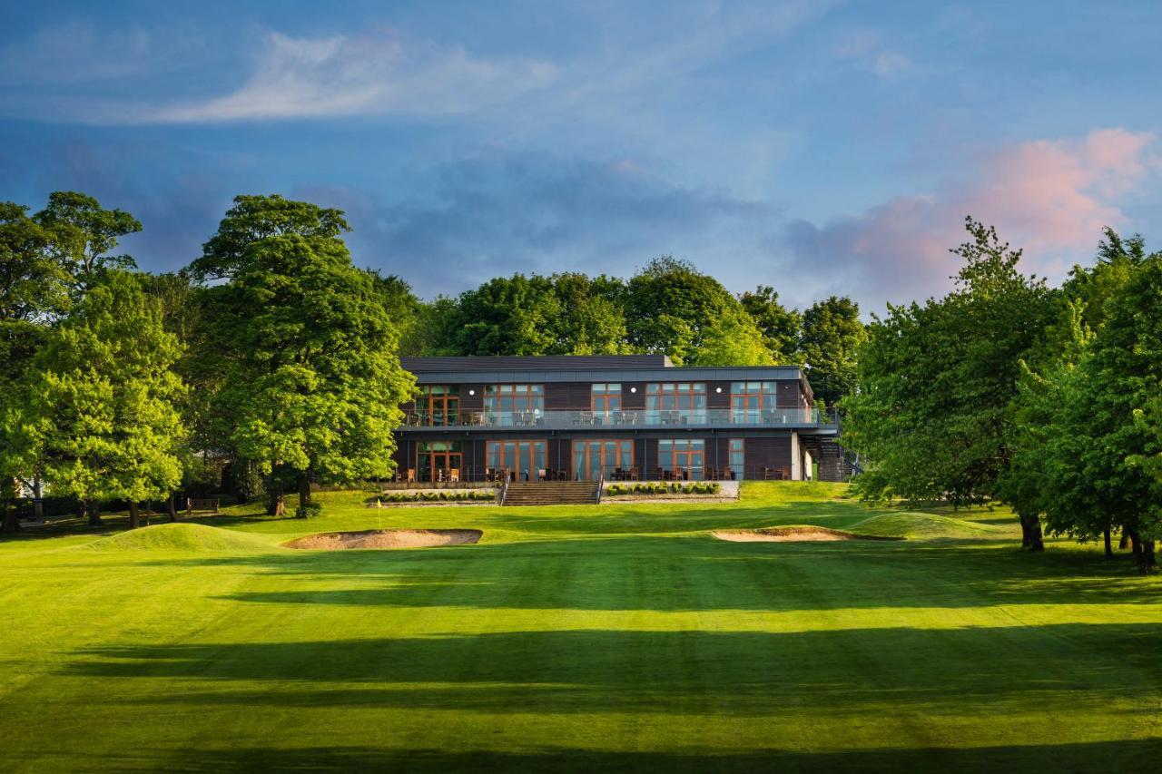 Oulton Hall Hotel, Spa & Golf Resort Leeds  Bagian luar foto