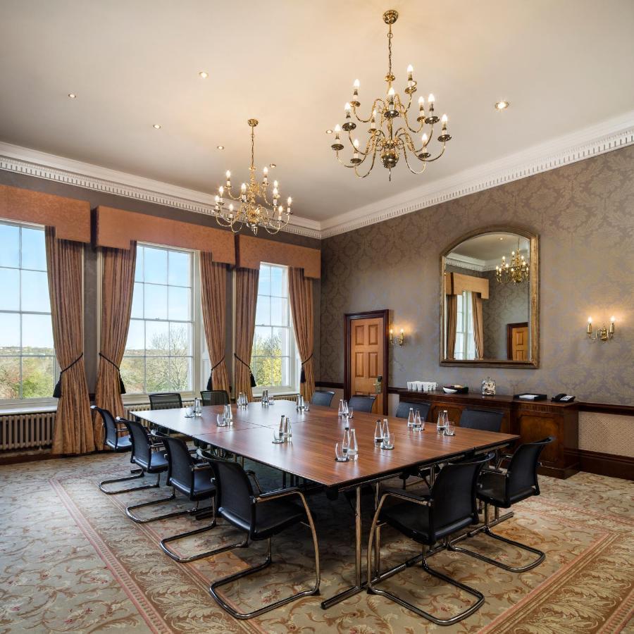 Oulton Hall Hotel, Spa & Golf Resort Leeds  Bagian luar foto
