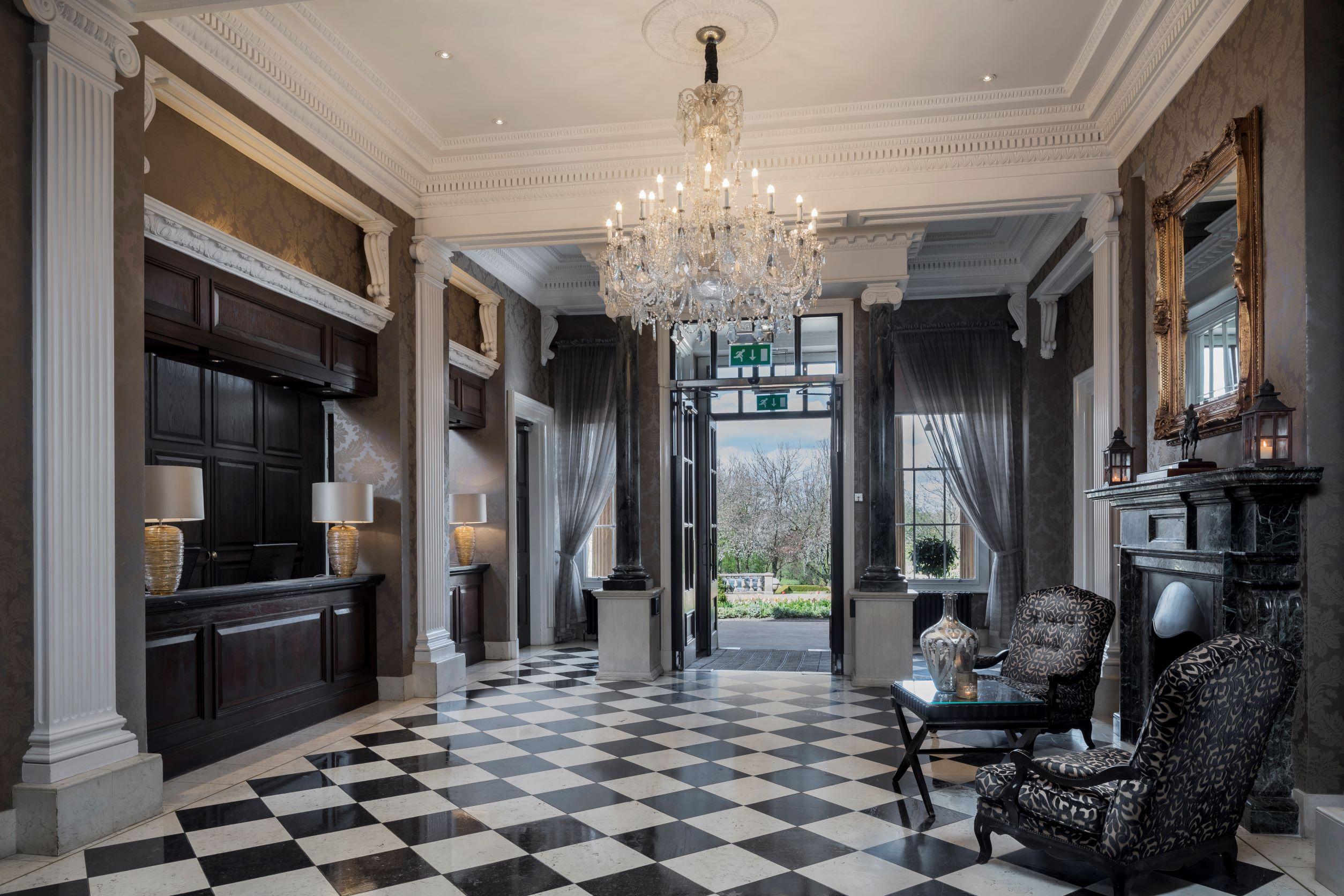 Oulton Hall Hotel, Spa & Golf Resort Leeds  Bagian luar foto