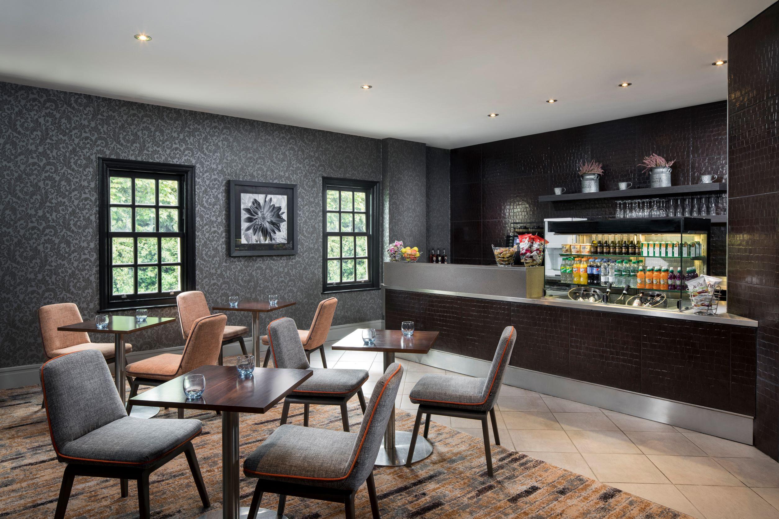 Oulton Hall Hotel, Spa & Golf Resort Leeds  Bagian luar foto
