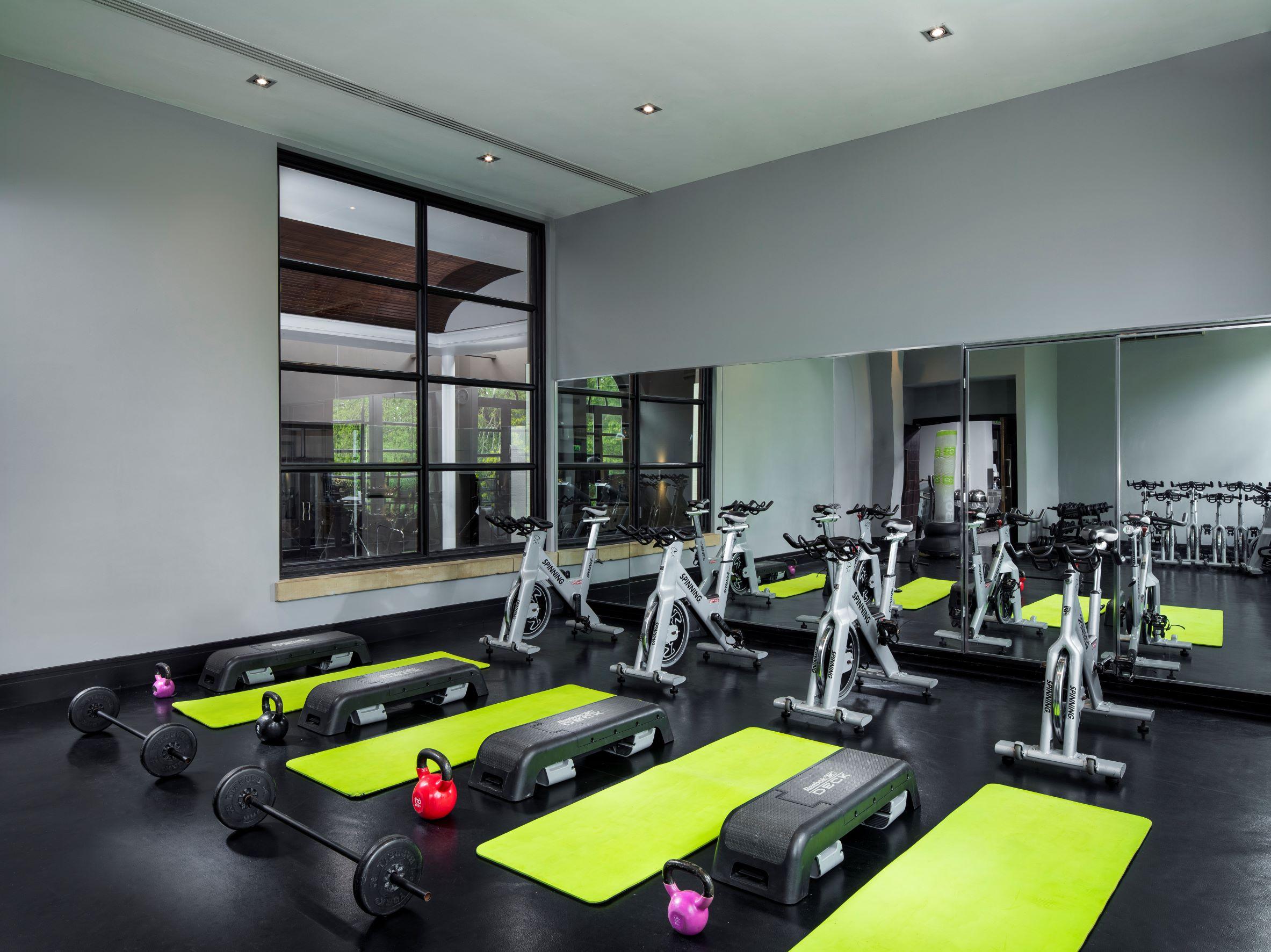 Oulton Hall Hotel, Spa & Golf Resort Leeds  Bagian luar foto