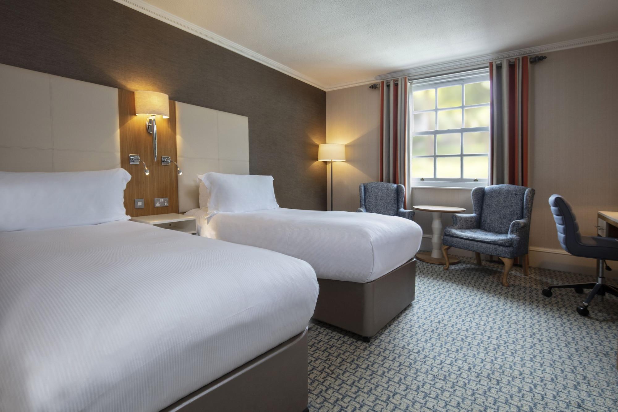 Oulton Hall Hotel, Spa & Golf Resort Leeds  Bagian luar foto