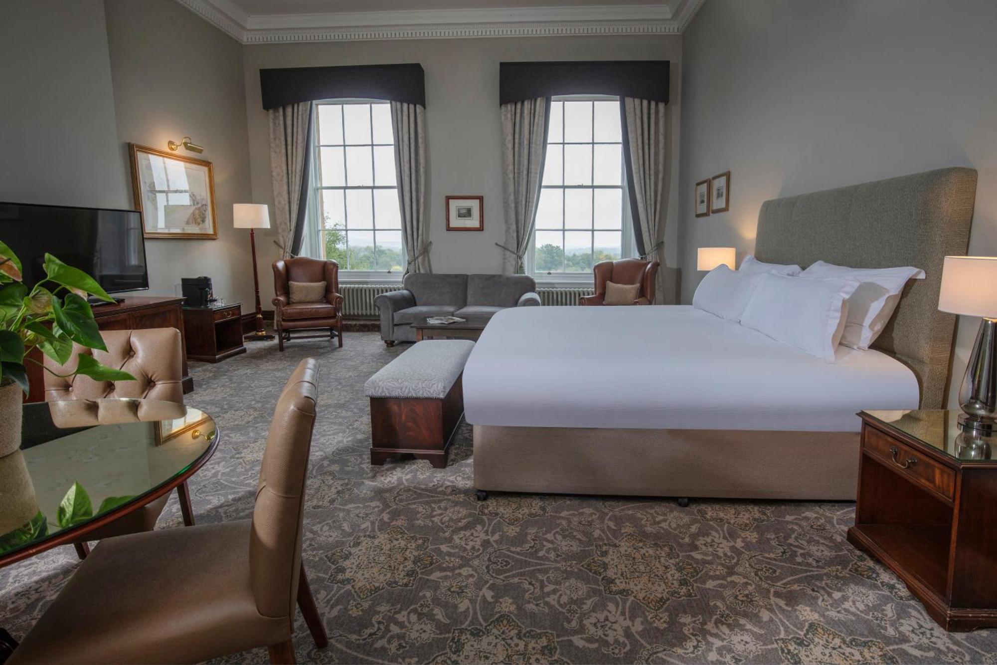 Oulton Hall Hotel, Spa & Golf Resort Leeds  Bagian luar foto