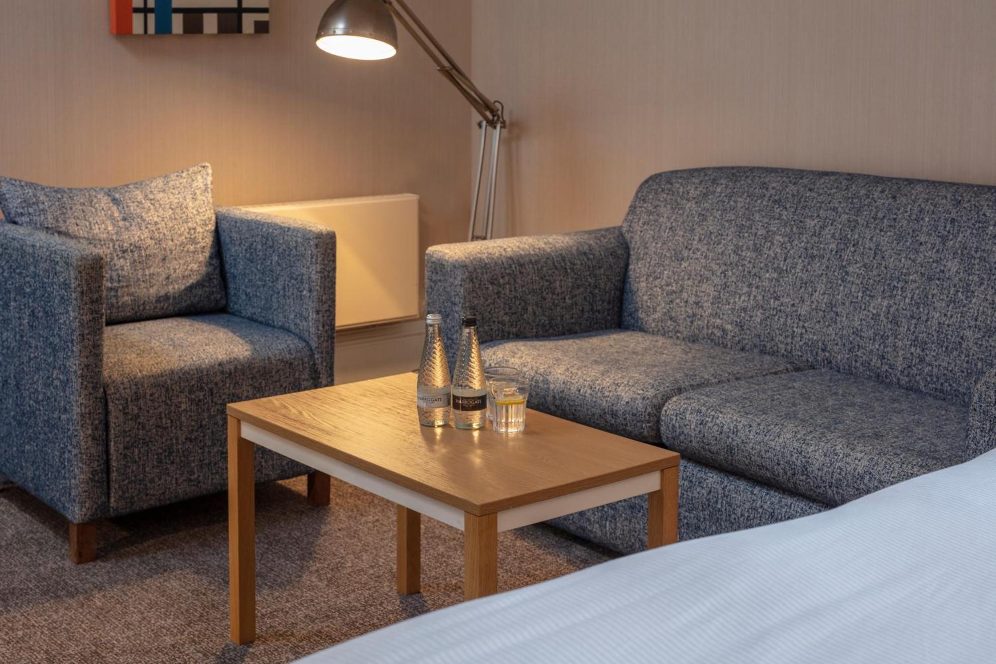 Oulton Hall Hotel, Spa & Golf Resort Leeds  Ruang foto